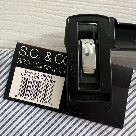 S. C. & Co. Women’s Skort Tummy Control Medium - Picture 10 of 10